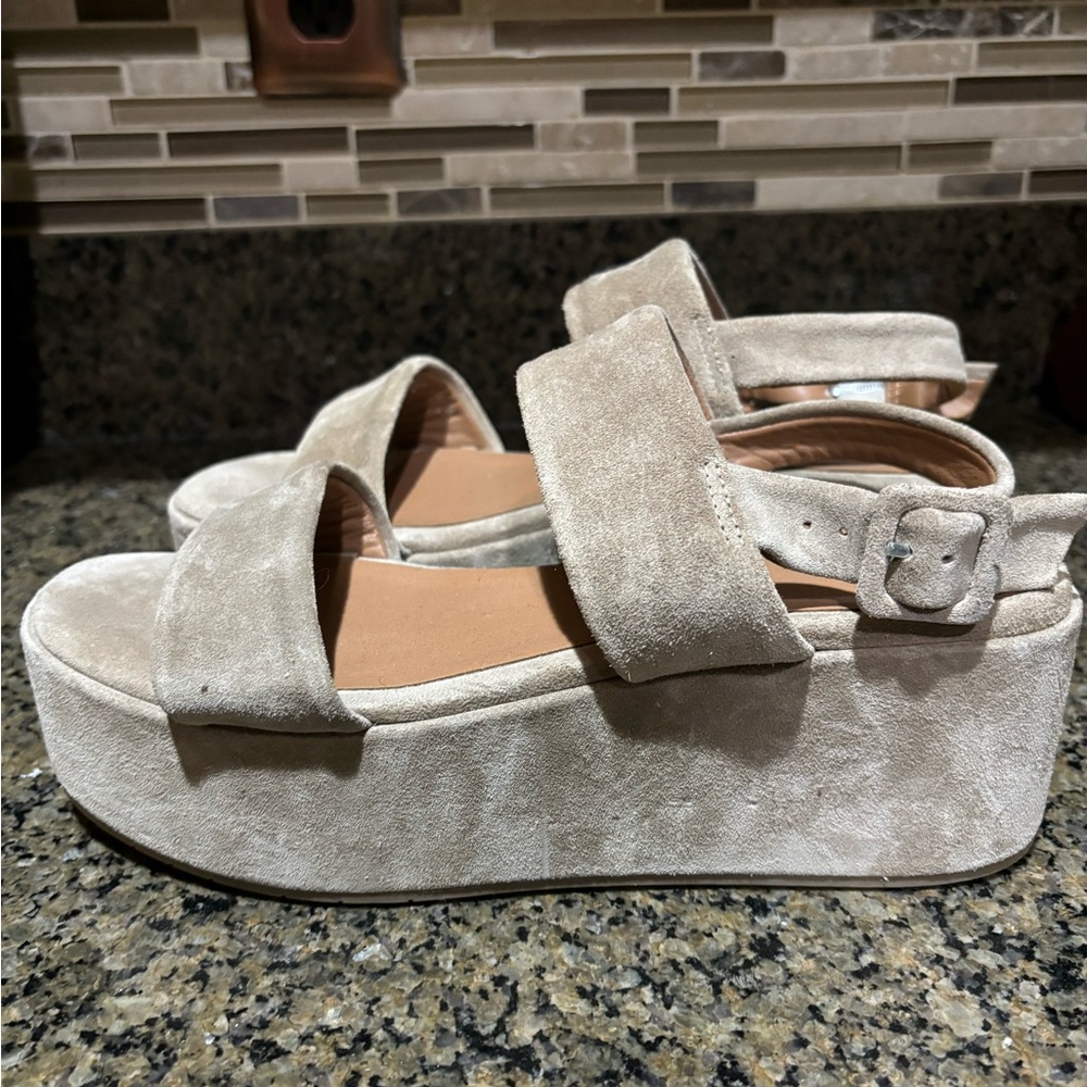 Aquatalia Light Beige Suede Platform Sandals